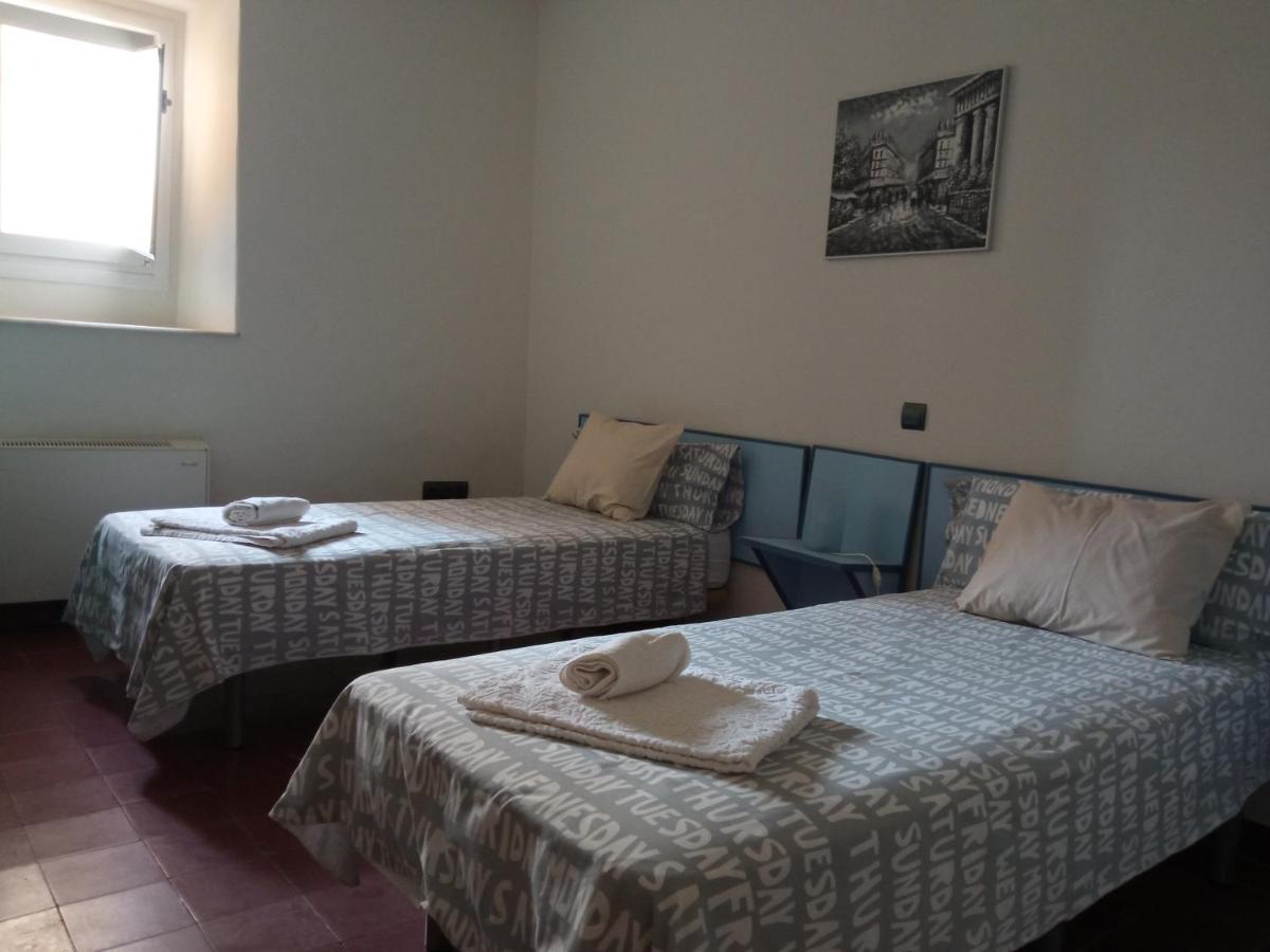 Apartamento La Almena 1 Junto A Plaza Mayor,2 Habitaciones, Parking Gratuito Caces Exteriör bild